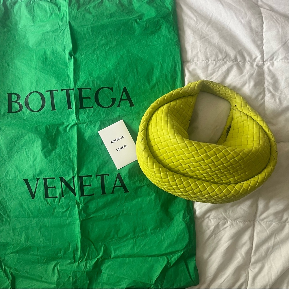 Mini RUBBER Bottega Veneta Padded Jodie Shoulder Bag in Lime Green